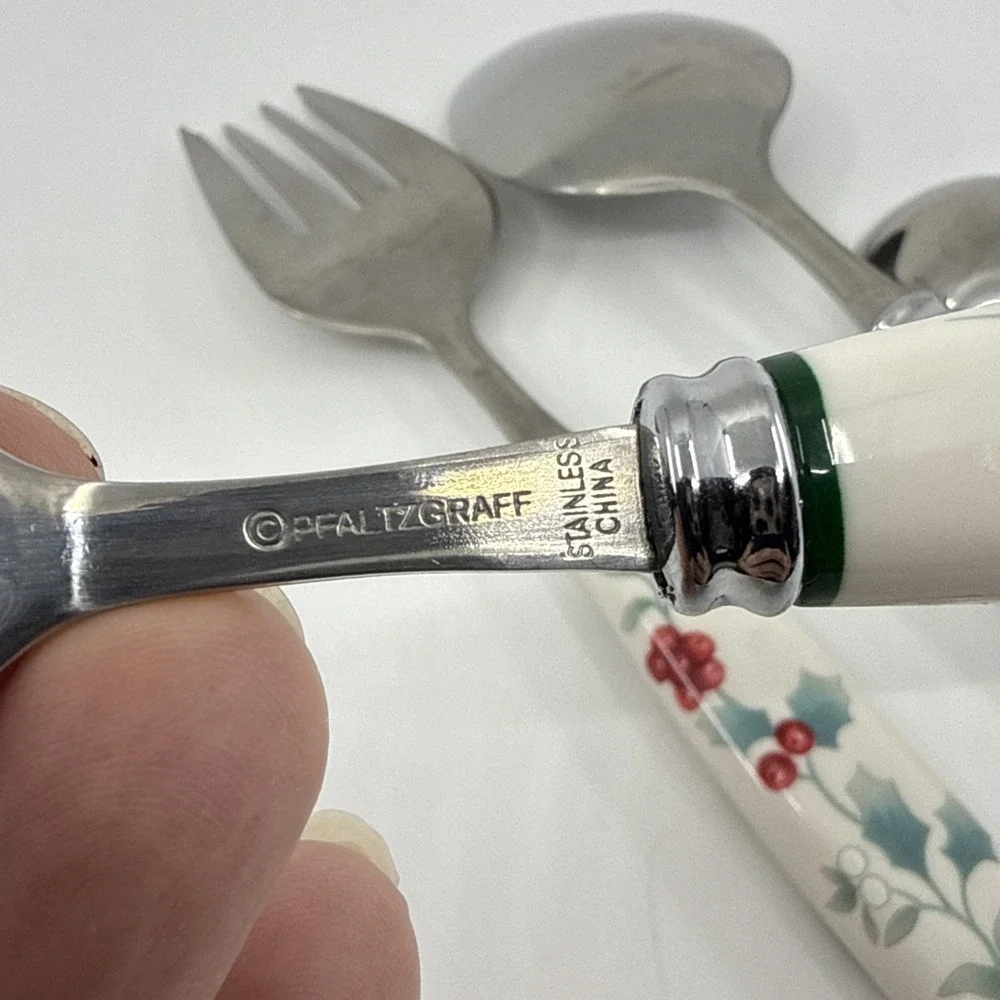 Pfaltzgraff Winterberry Hostess Serving Utensil Set 5 Pc White Handle Holly Berr